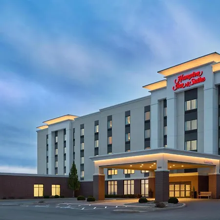 Hampton Inn & Suites Syracuse North Airport Area-3