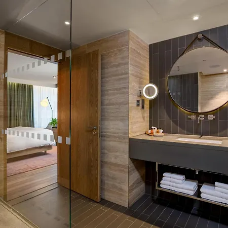 Hilton London Bankside-2