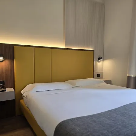 Mokinba Hotels Baviera-3