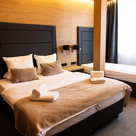 Hotel Snezka-3