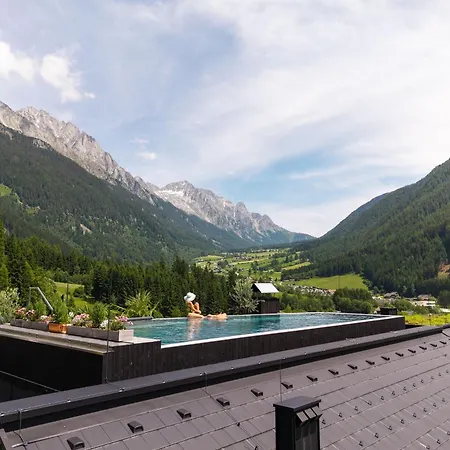 Amus Suites Dolomites-3
