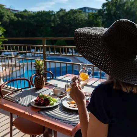 Kristal Hotel-2