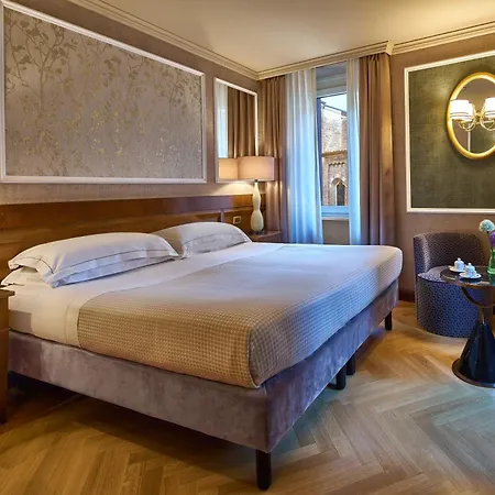 Hotel Accademia-3