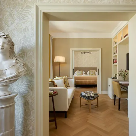 Rocco Forte Hotel Savoy-3