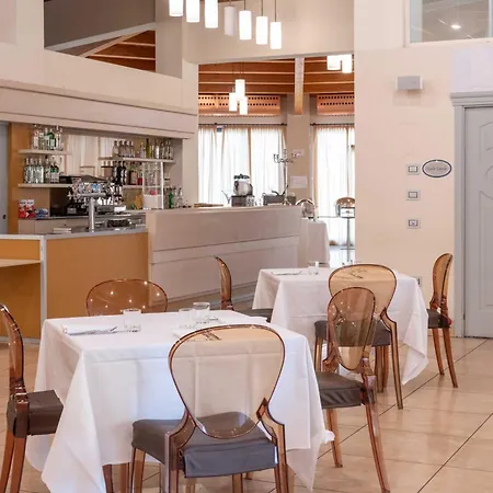 Grand Hotel Forli-3