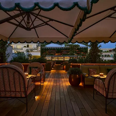 Hôtel Barrière Fouquet's Paris-3