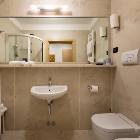 Royal Olympic Hotel-2