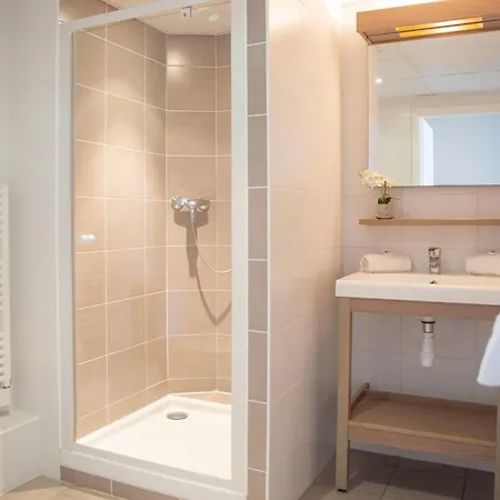 Comfort Aparthotel Cannes Mandelieu-2