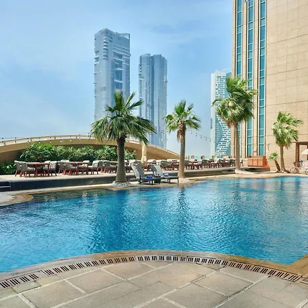 Sofitel Abu Dhabi Corniche-3