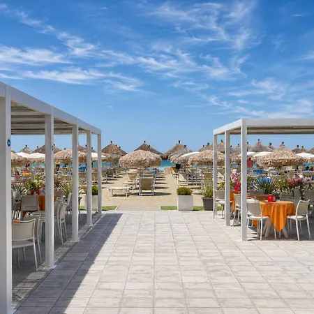 Hotel Europa Beach Village-2
