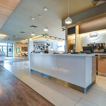 Holiday Inn Prague Airport By Ihg-2
