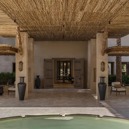 Rare Finds Desert Resort-3