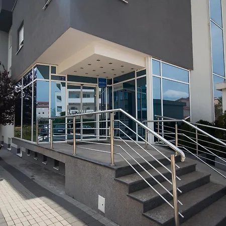 Hotel Lux-2