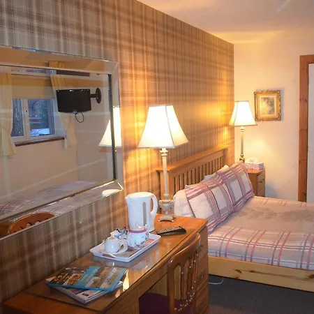 Roseneath Guest House-2
