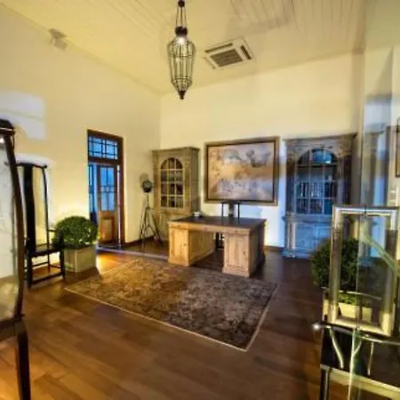 D Pavilion Boutique Hotel-2