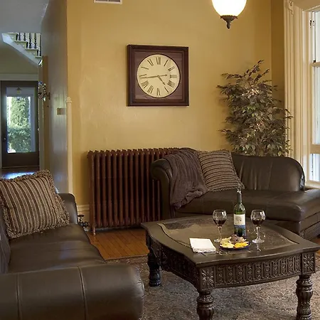 Brayton Bed And Breakfast-2