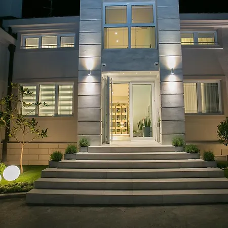 Garni Hotel D10-3