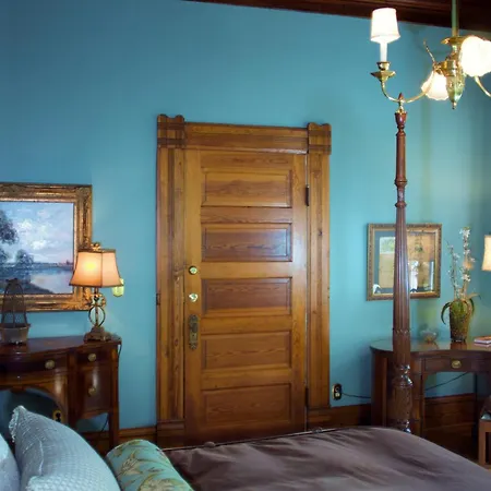 Rosemary Inn Bed & Breakfast-3