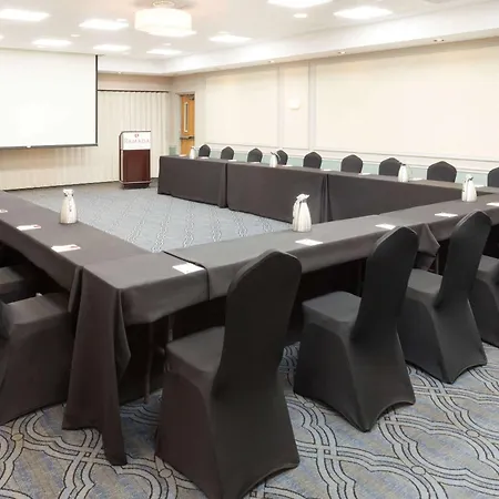 Ramada Plaza By Wyndham Chicago North Shore-2