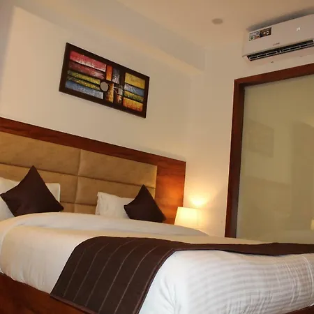 Red Crown Hotel-2
