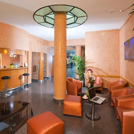 Hotel Opera Cadet-2