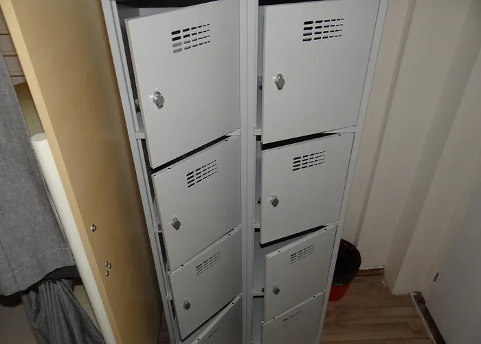 Hotel cerca del colegio: Sokolska Youth Hostel