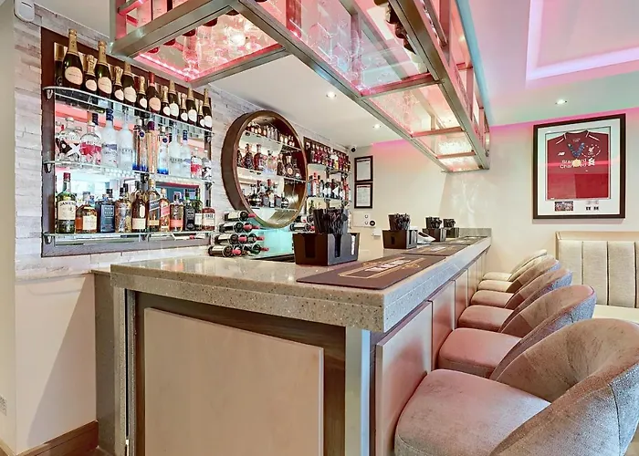 The Arc Hotel