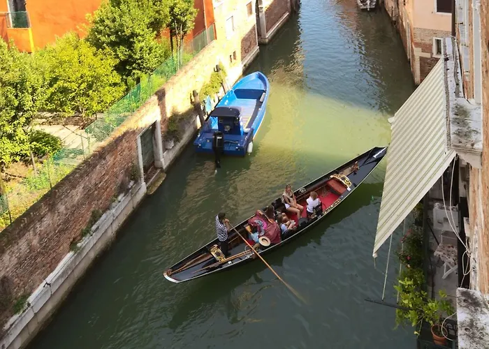Hotel all'aeroporto: Corte Dei Miracoli