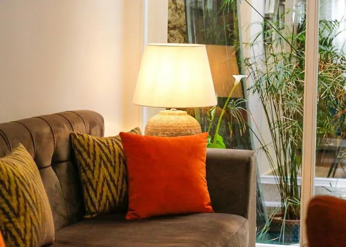 Suite Azur Hotel