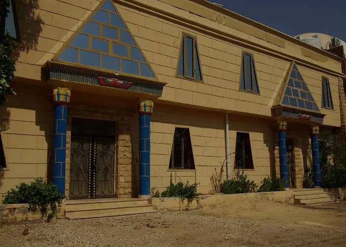 Pyramids Luxor Hotel & Spa