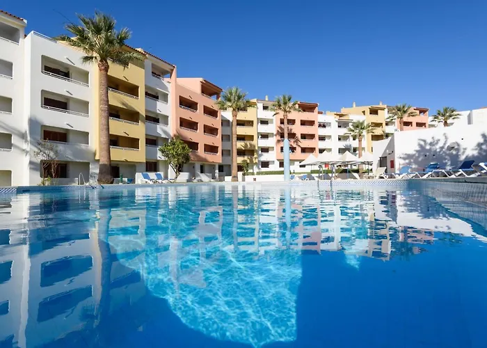 Hotel parque acuático: Bellavista Avenida By BeGuest