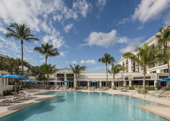 Pet Friendly hotel: Opal Grand Oceanfront Resort & Spa