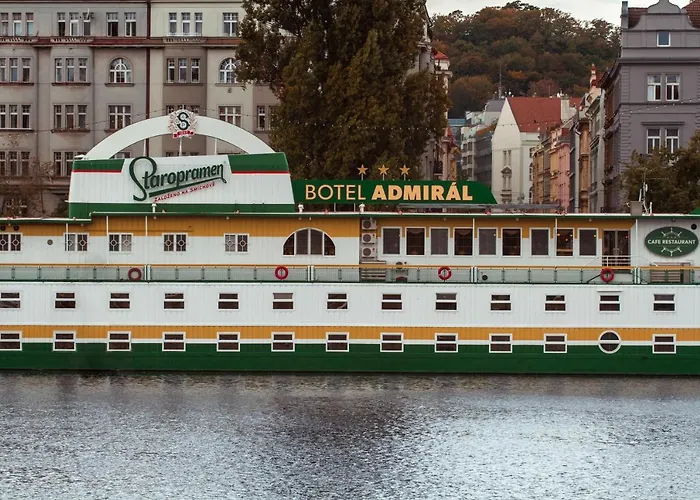 Haustierfreundliches Hotel: Admiral Botel