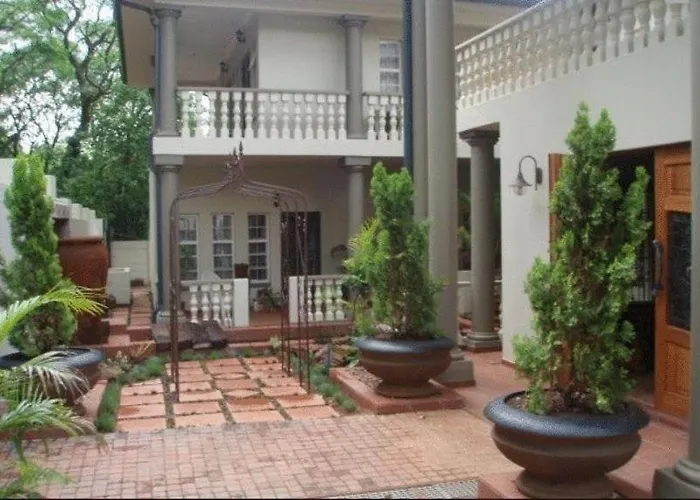 Goodey'S Guesthouse