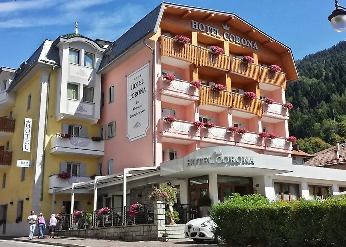 Hotel Corona Pinzolo Wellness Dolomite&Family