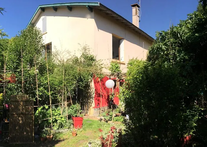Pension de Famille La Bulle Dans Le Palmier