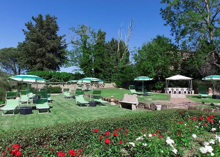Sovana Hotel & Resort