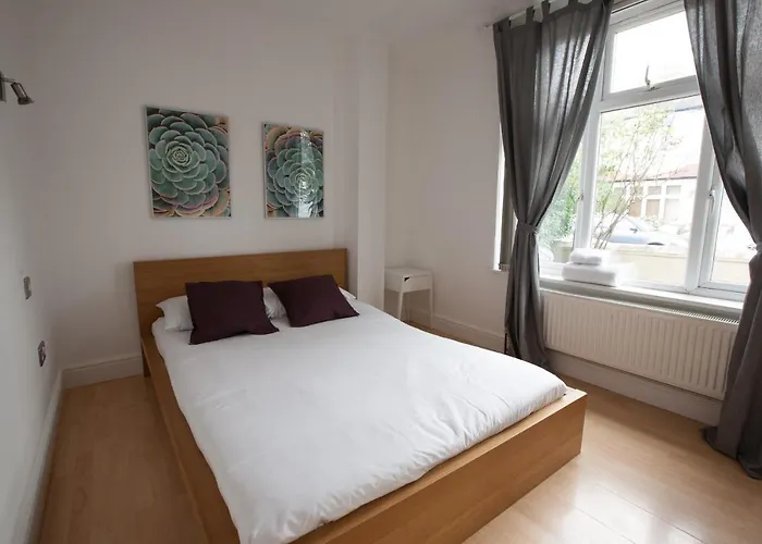 Guest house: Tooting Rooms & Studio By Primecityhosts