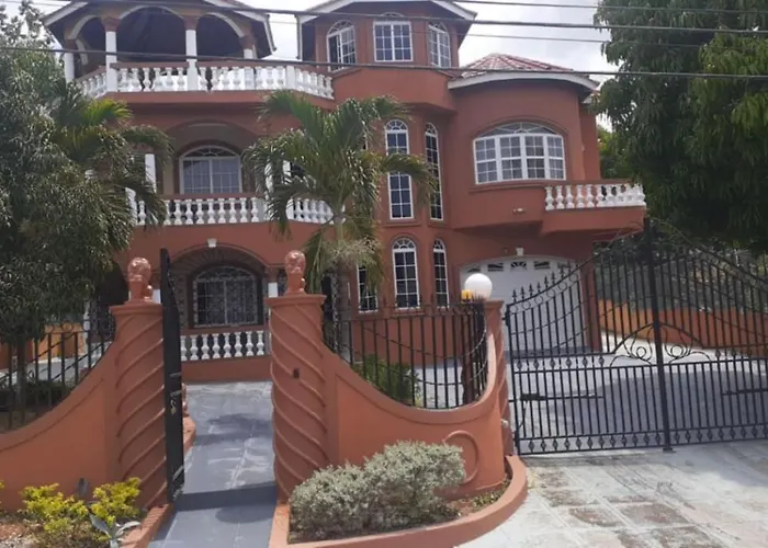 Cazwin Villas
