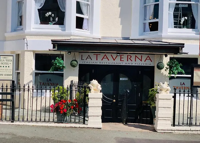 Central hotel: Bella Vista