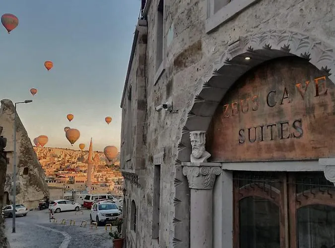 Hôtel pour familles: Zeus Cave Suites