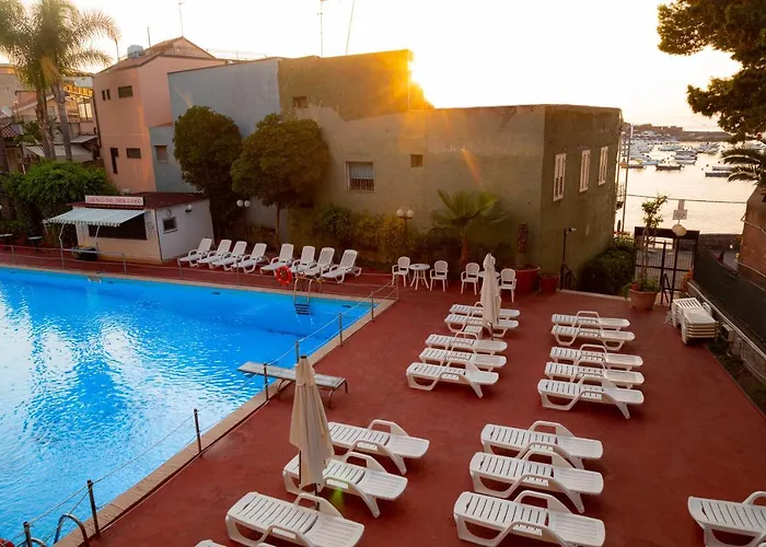 Wave Hotel