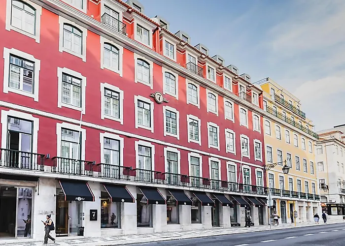 Central hotel: The 7 Hotel, Suites, Studios & Apartments