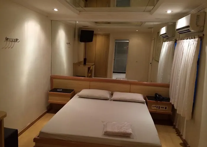 Hotel do aeroporto: Hotel Encontros (Adults Only)