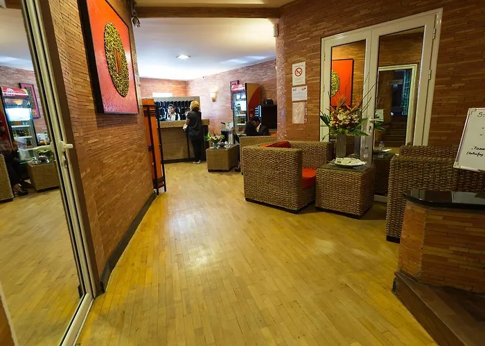 Beach hotel: Sole Hotel