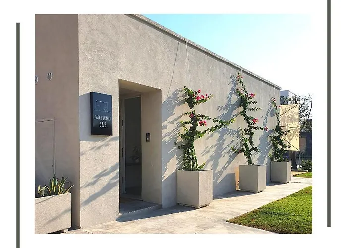 Casa Lunaria B&B