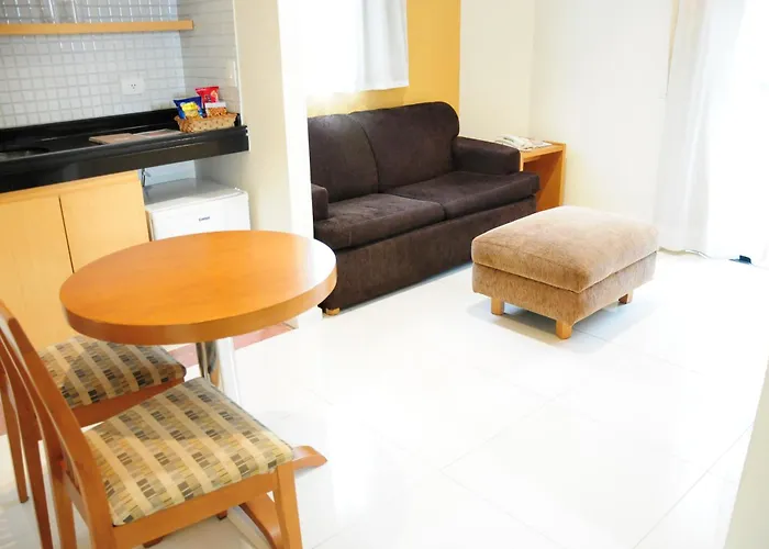 Brasilia Santana Gold Flat