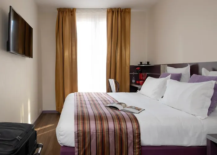 Hotel Arles Plaza