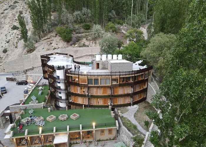 Famree Resort Hunza