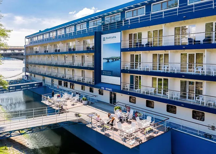 Hotel familiar: Bakkara Hotel